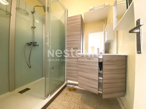 A vendre appartement à Vannes 2 pièces à rénover secteur Trussac