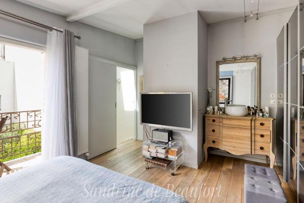 Courbevoie Becon - Maison familiale 4 chambres - jardin - parking