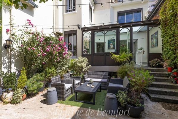 Courbevoie Becon - Maison familiale 4 chambres - jardin - parking