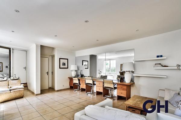 Maison familiale -  MEYZIEU - SECTEUR GRAND LARGE