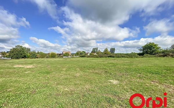 Terrain à vendre    Coust