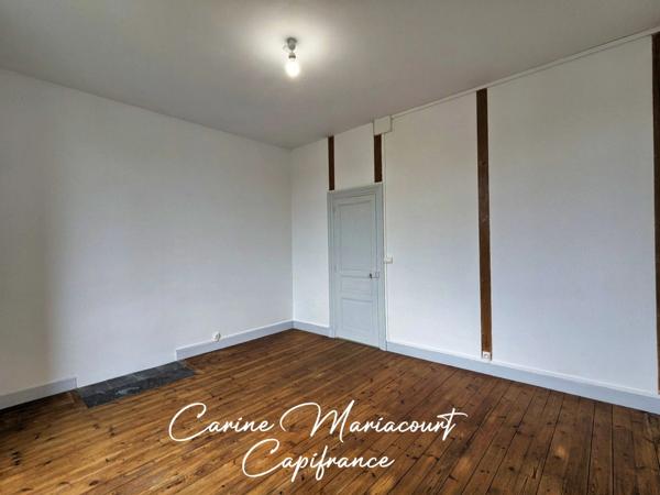 MAISON DE MAITRE AVEC PISCINE à 25 minutes de Niort- 5 CHAMBRES - TERRAIN CLOS DE 1203 M2