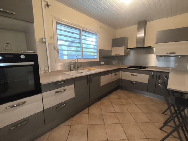Belle villa T4 avec suite parentale, terrasse et abri voiture