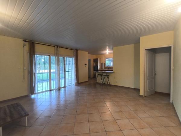 Belle villa T4 avec suite parentale, terrasse et abri voiture