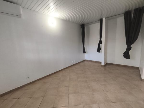 Belle villa T4 avec suite parentale, terrasse et abri voiture