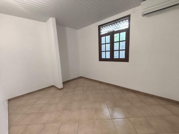 Belle villa T4 avec suite parentale, terrasse et abri voiture