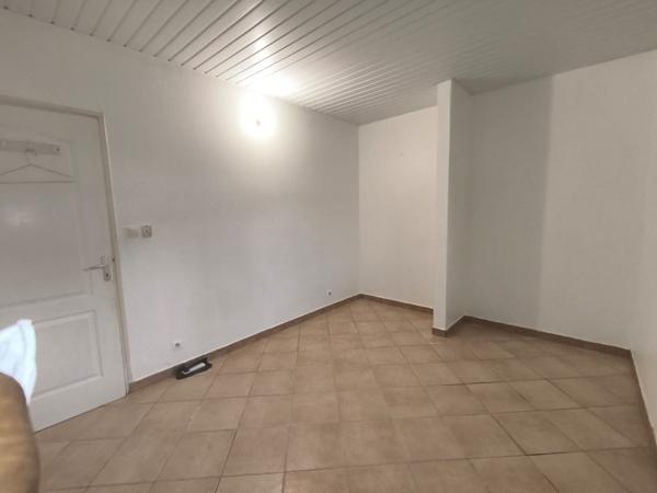 Belle villa T4 avec suite parentale, terrasse et abri voiture