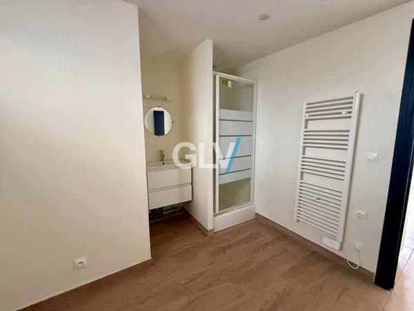Immeuble de 4 lots à Lille Fives. , Lille
