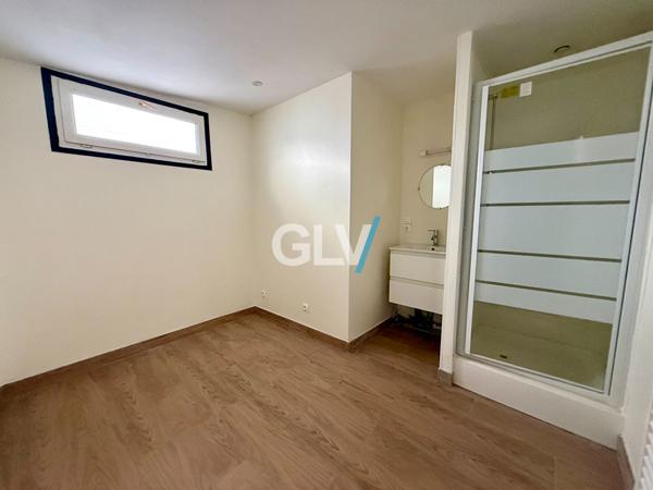 Immeuble de 4 lots à Lille Fives. , Lille