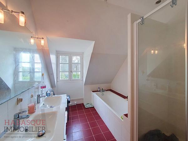 Maison 5 pièces à louer à Dirinon - Réf. 2362GLG , Dirinon