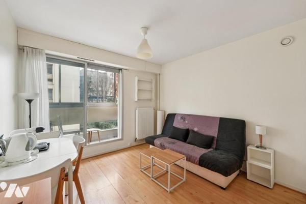 PARIS XVIIIe - Studio - Secteur Grandes Carrières