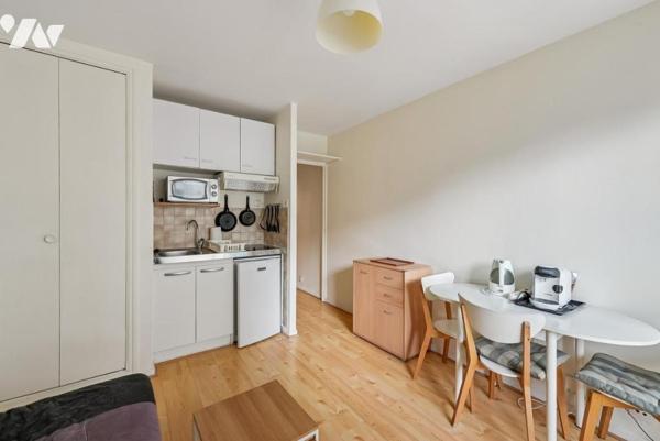 PARIS XVIIIe - Studio - Secteur Grandes Carrières