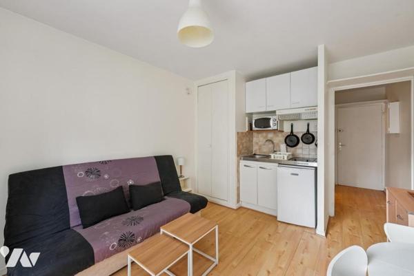 PARIS XVIIIe - Studio - Secteur Grandes Carrières