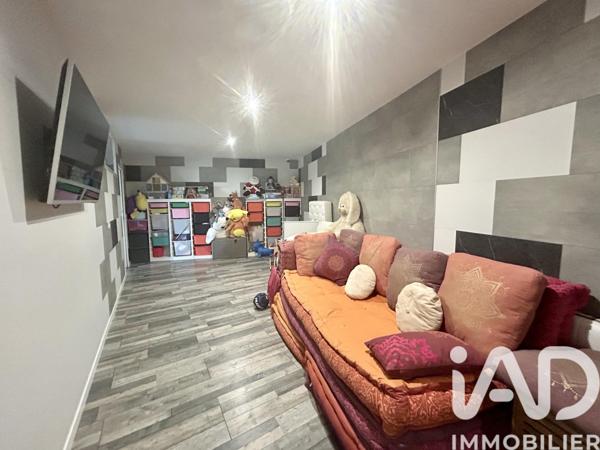 Maison à vendre 7 pièces 242 m² Bois-le-Roi