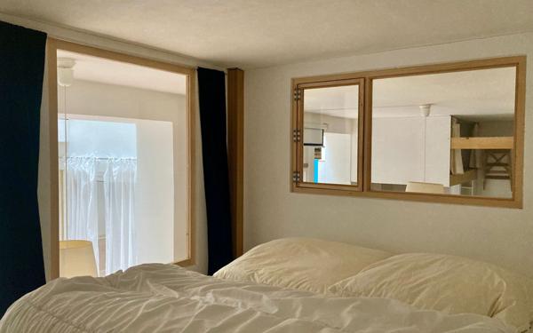 Appartement à vendre    3 pièces • 46,67 m2 Paris 19