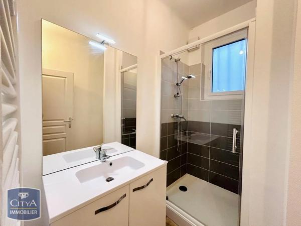 Appartement à louer 2 pièces 39.25m² Châlons-en-Champagne (51000)