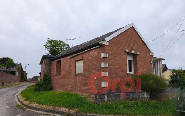 Maison à vendre    3 pièces •  Estrées-Mons