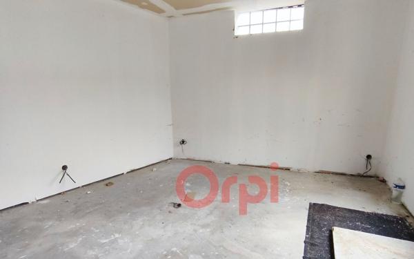 Maison à vendre    3 pièces •  Estrées-Mons