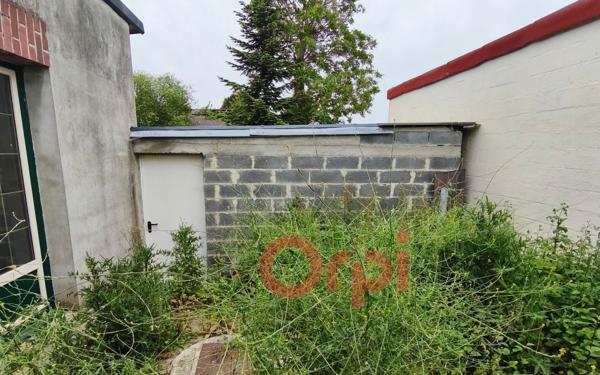 Maison à vendre    3 pièces •  Estrées-Mons