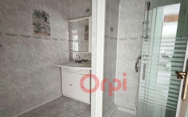 Maison à vendre    3 pièces •  Estrées-Mons