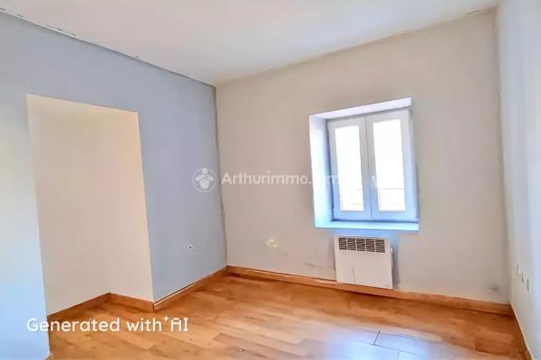Vente                                                      Appartement
                        
                     3 pièces                      75 m2                     à Mazamet