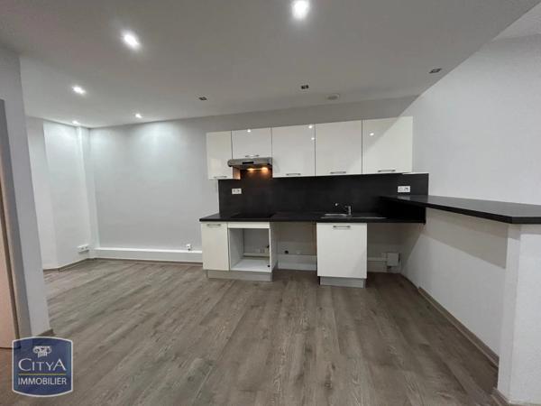 Appartement à louer 2 pièces 56.46m²