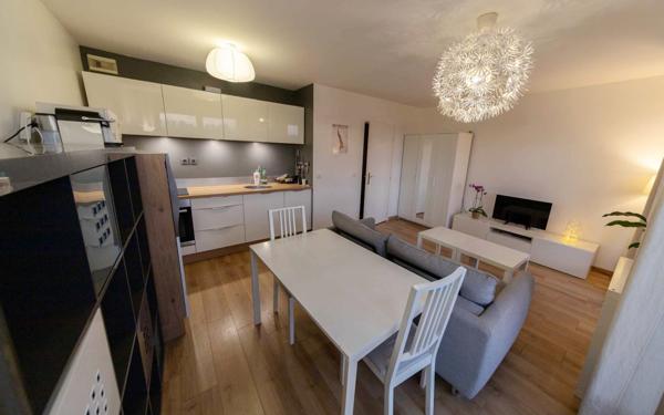 Appartement à louer    1 pièce • 30,82 m2 Colombes