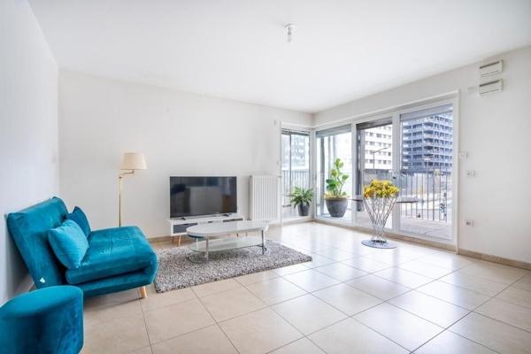 Lumineux 3 pièces avec terrasse