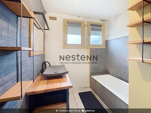 À vendre à Noyal-Muzillac - Maison néo-bretonne avec beau potentiel sur plus de 2 000 m² de terrain