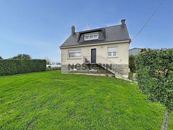 À vendre à Noyal-Muzillac - Maison néo-bretonne avec beau potentiel sur plus de 2 000 m² de terrain
