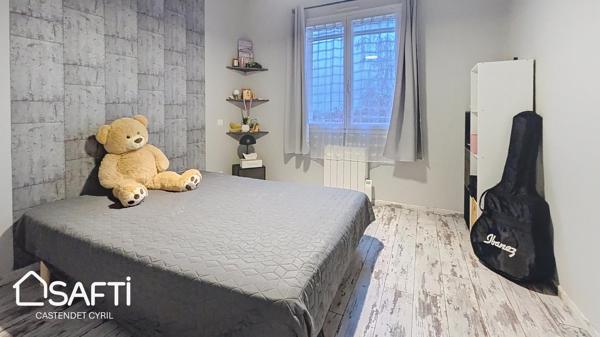 PISCINE, CALME, ENTIEREMENT RENOVEE