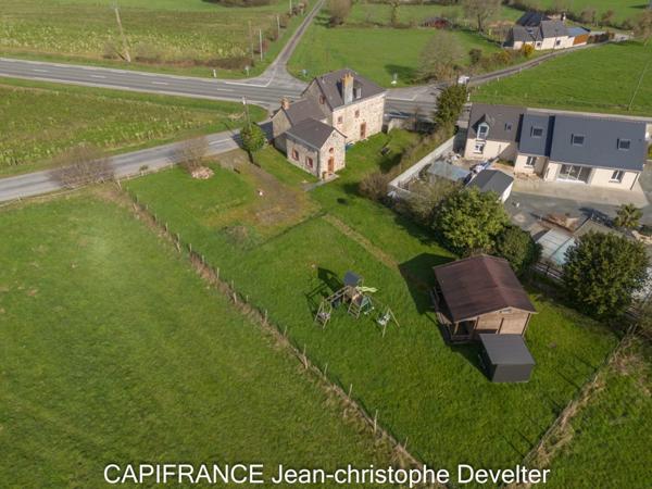 Dpt Mayenne (53), à vendre à Saint Georges de Buttavent maison 3 chambres sur terrain de 1360 m2