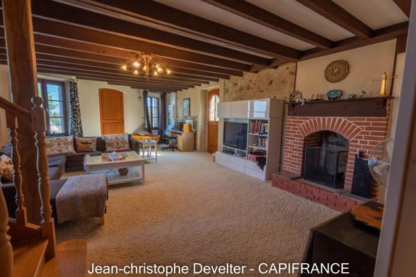 Dpt Mayenne (53), à vendre à Saint Georges de Buttavent maison 3 chambres sur terrain de 1360 m2