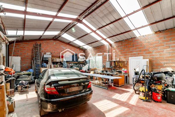 Maison grands volumes, proche de toutes commodités