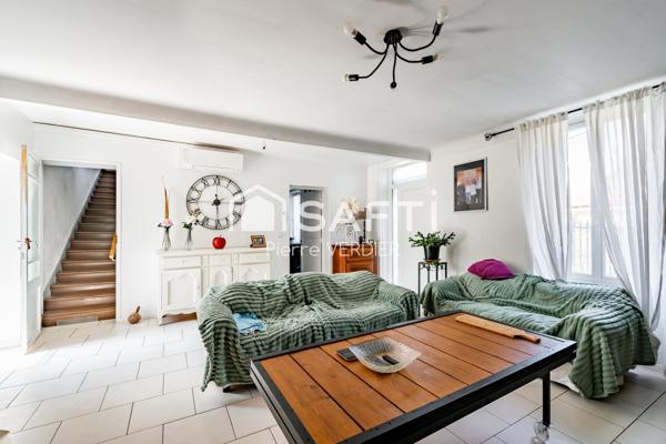 Maison grands volumes, proche de toutes commodités