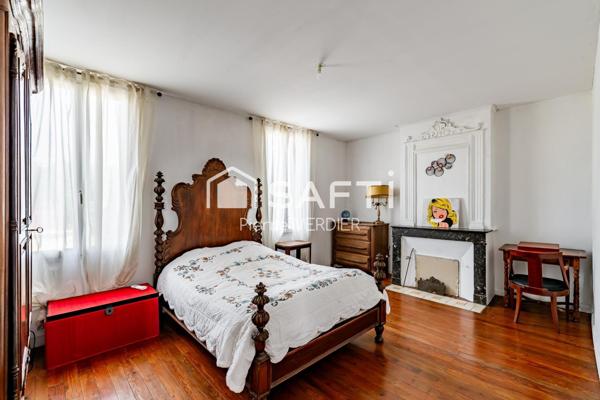 Maison grands volumes, proche de toutes commodités