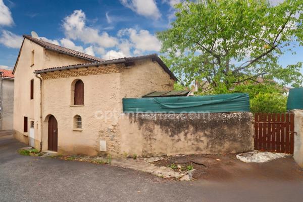 Maison Individuelle de Centre Bourg - 5 pièces - 4 chambres - Terrain de 505 m² - MAGNAC LAVAL (87)