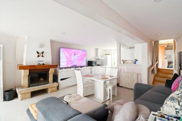 Maison Individuelle de Centre Bourg - 5 pièces - 4 chambres - Terrain de 505 m² - MAGNAC LAVAL (87)