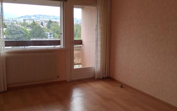 Appartement à louer    3 pièces • 67,73 m2 Annemasse