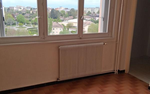 Appartement à louer    3 pièces • 67,73 m2 Annemasse