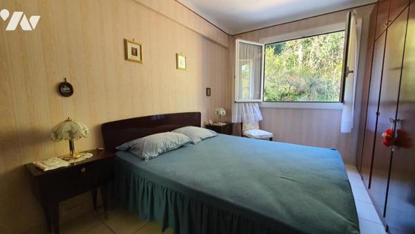 MENTON - TROIS PIÉCES 