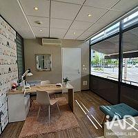 Esthétique, Coiffure​ à vendre 130 m² Billère