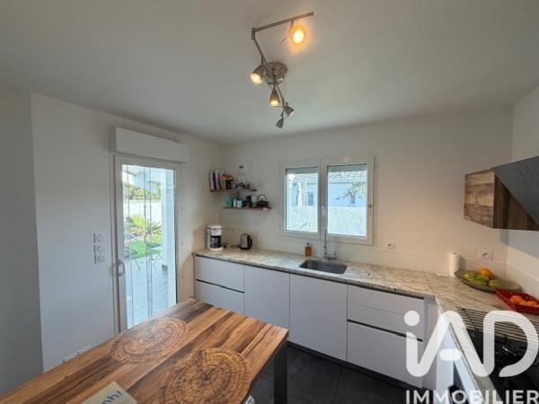 Maison à vendre 5 pièces 116 m² Ludon-Médoc