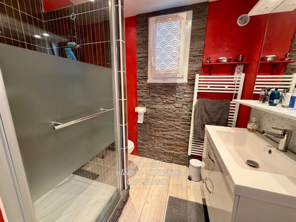 LONGÈRE RÉNOVÉE DE 145 M² AVEC PISCINE ET DÉPENDANCES – TERRAIN DE 1 290 M²RIVES DU LOIR EN ANJOU (49)