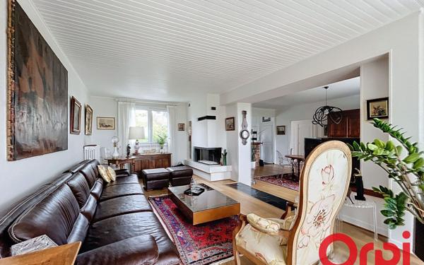 Maison à vendre    6 pièces • 181 m2 Vichy