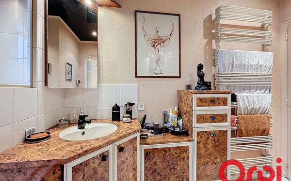 Maison à vendre    6 pièces • 181 m2 Vichy