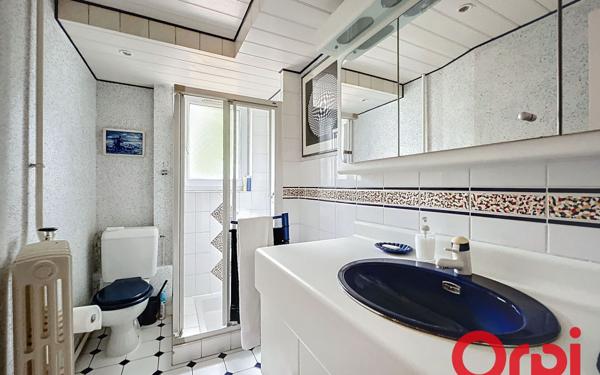 Maison à vendre    6 pièces • 181 m2 Vichy