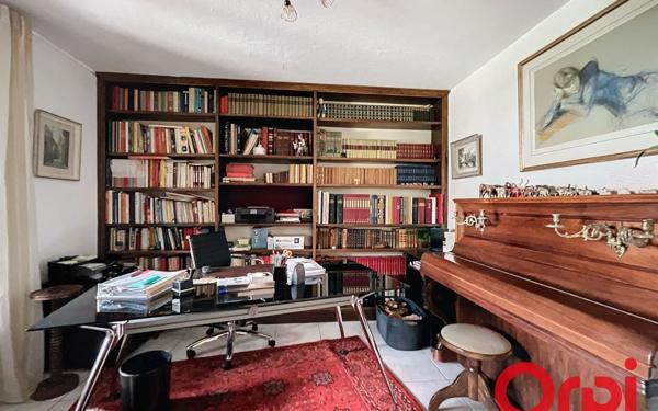 Maison à vendre    6 pièces • 181 m2 Vichy