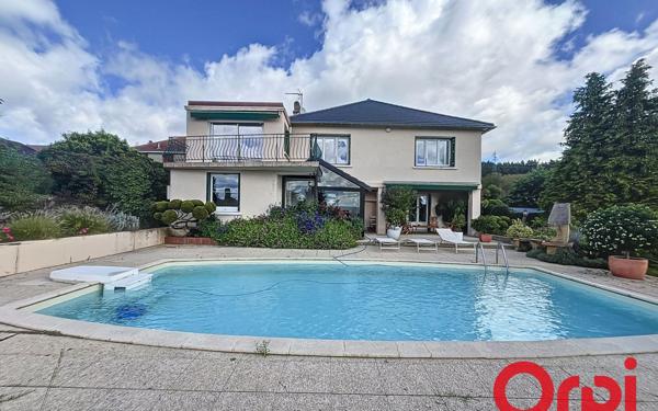 Maison à vendre    6 pièces • 181 m2 Vichy