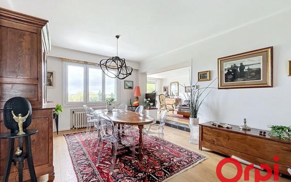 Maison à vendre    6 pièces • 181 m2 Vichy